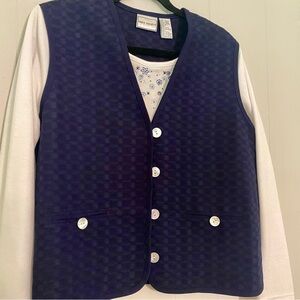 NWT Coastal Grandma Quilted‎ Blue Vest Attached Embroidered Top MOP Buttons Med